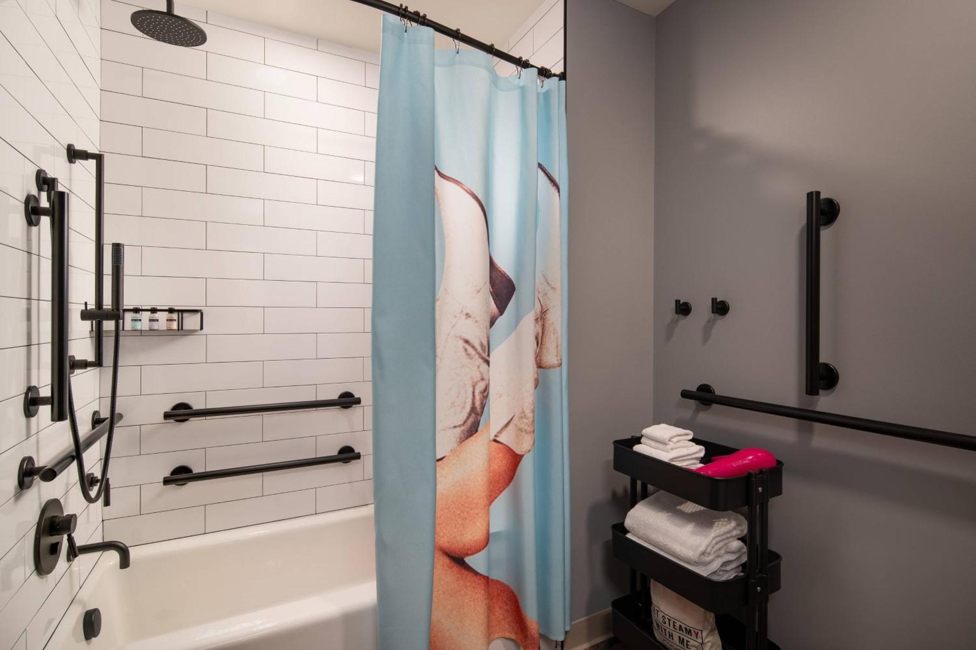 Moxy Portland Downtown Hotell Exteriör bild